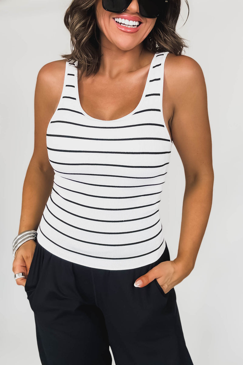 Classic Seamless White And Black Ribbed Tank Top