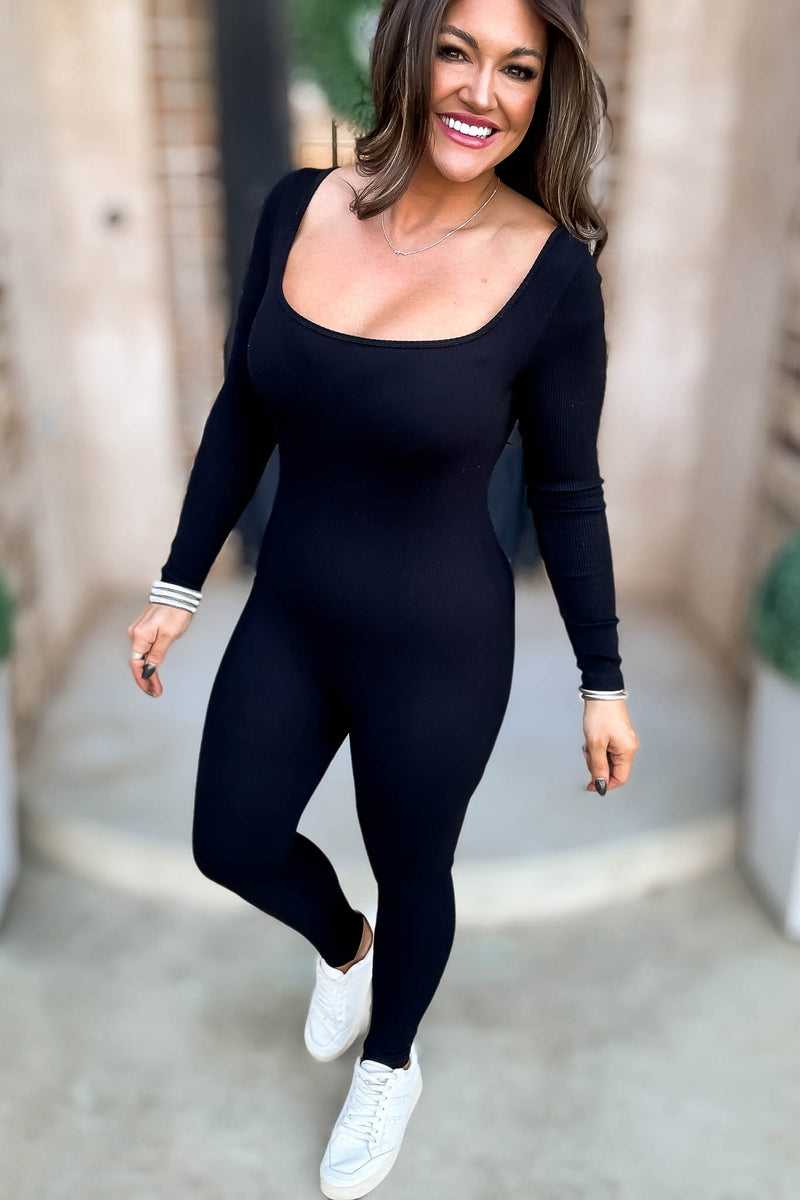Black Square Neck Longsleeve Jumper
