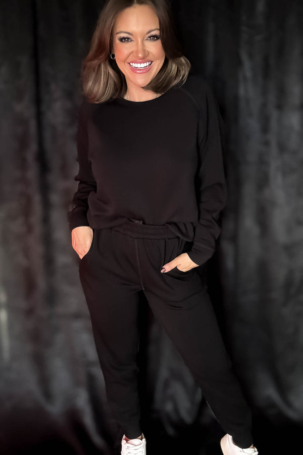 Elevated Black Crew Neck Pullover