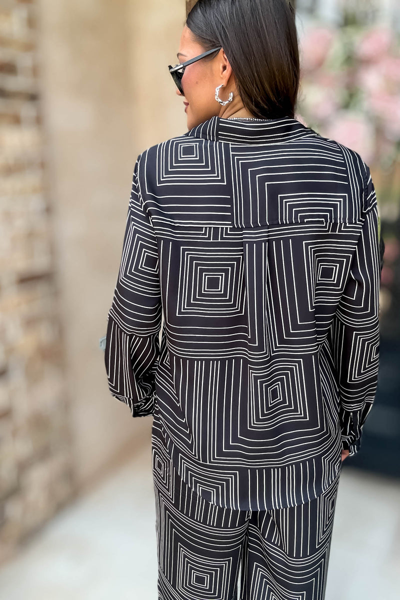 Nothing Missing Black Long Sleeve Button Down Print Blouse