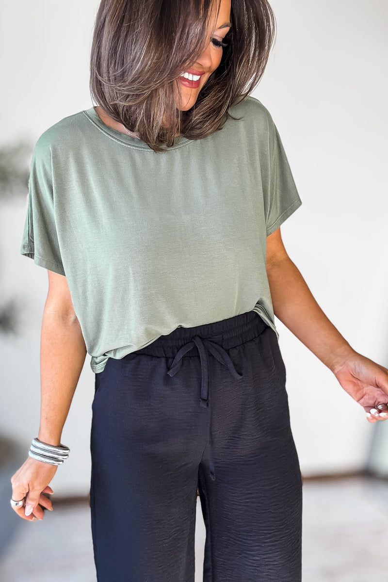 Cropped Light Olive Round Neck Tee