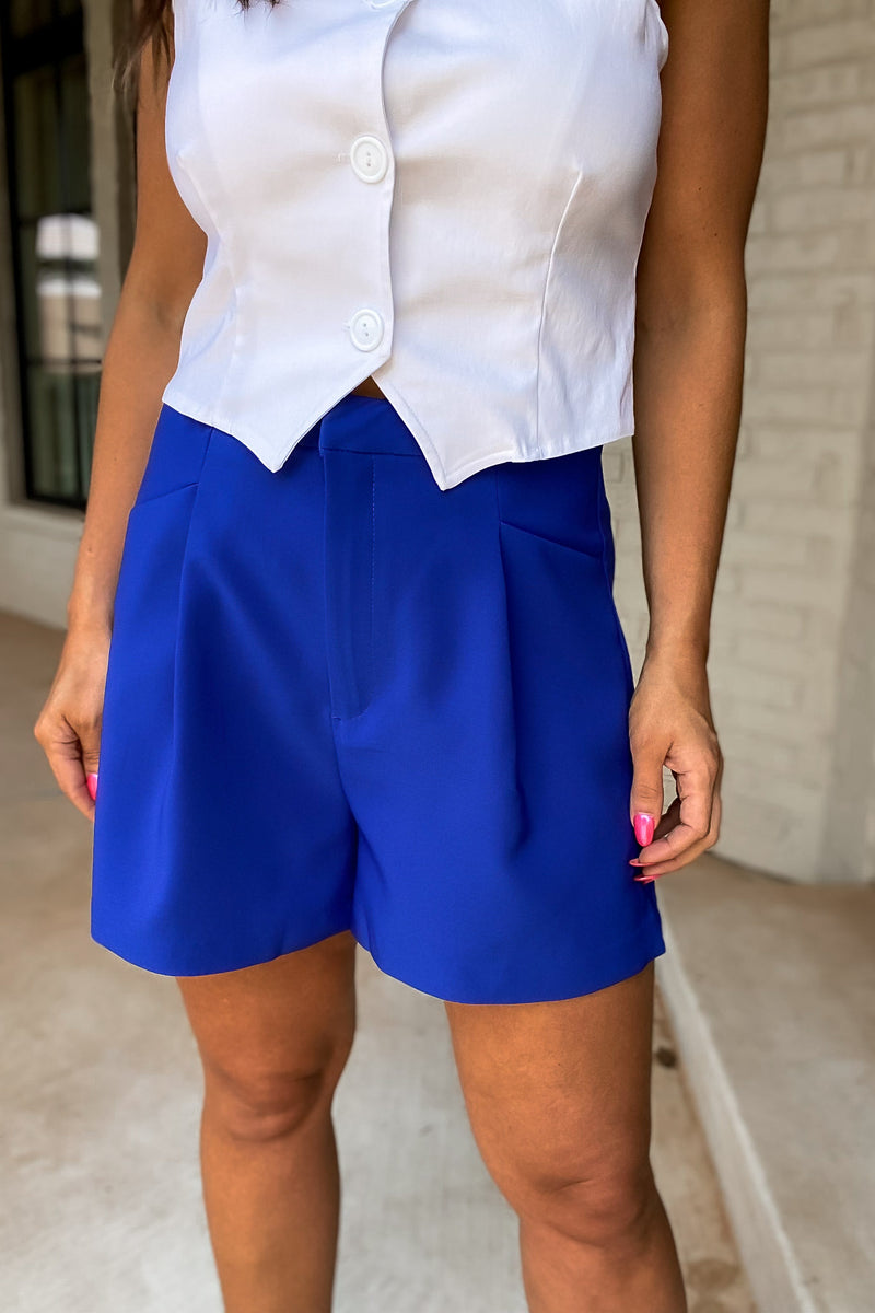 STAND OUT BLUE SHORTS