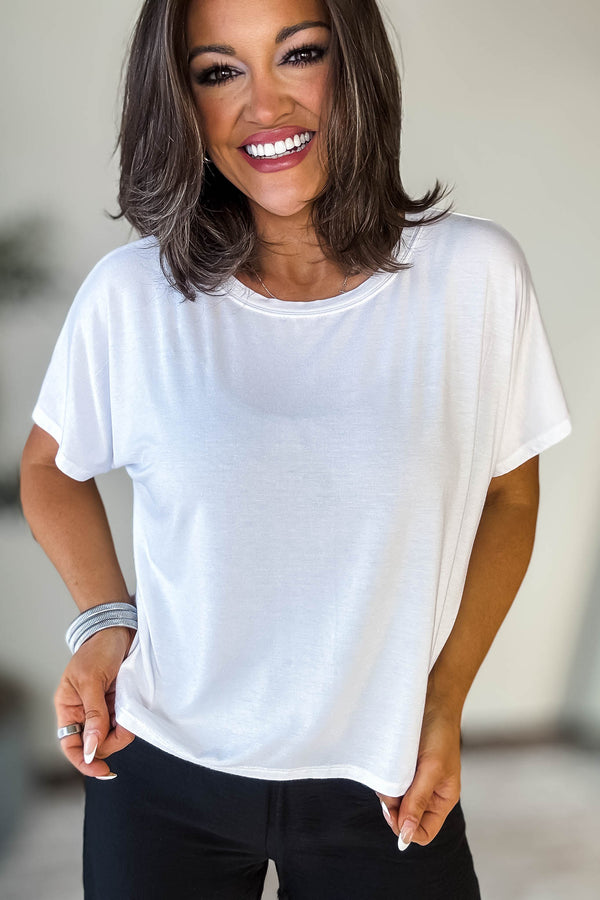Cropped Off White Round Neck Tee