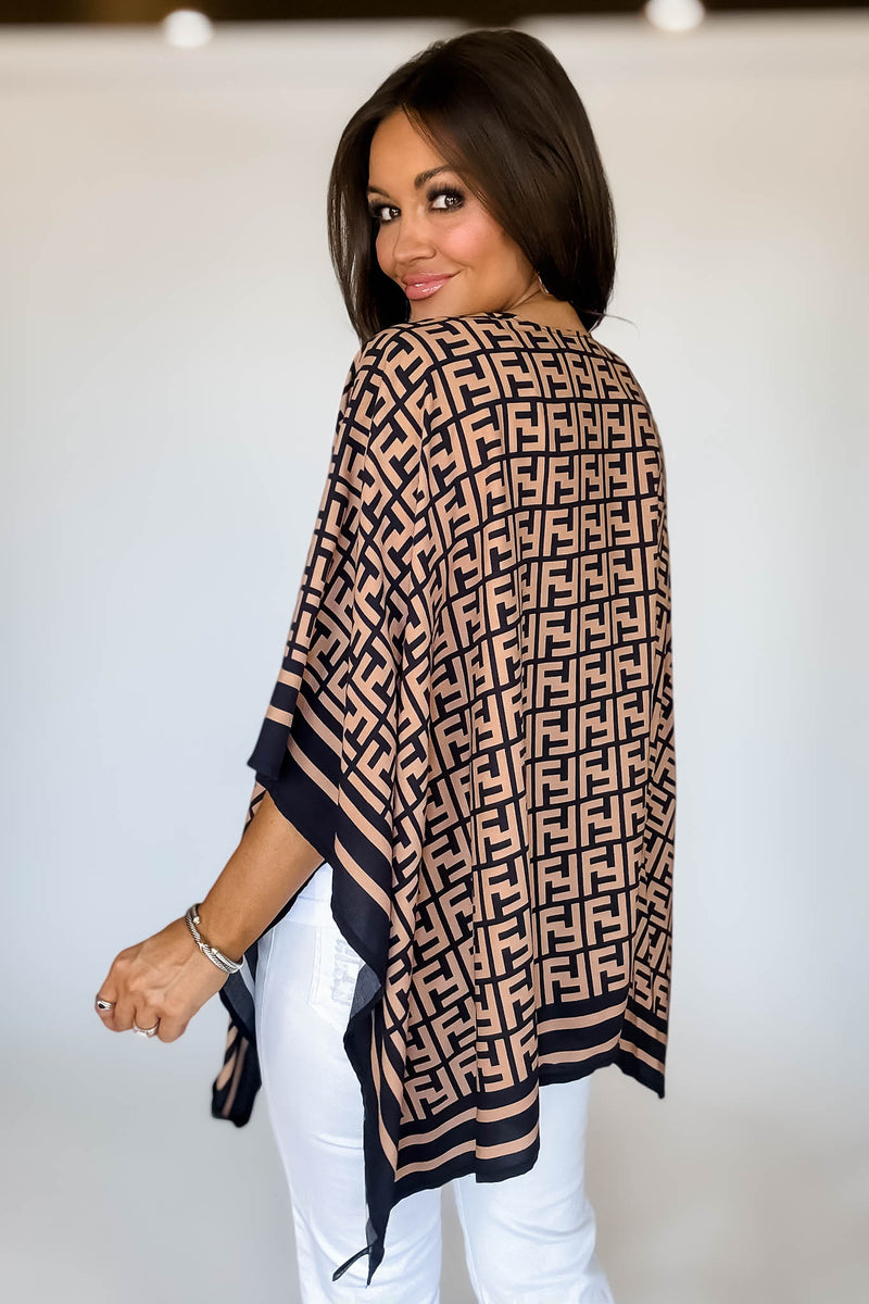 Geometric Pattern Black Print Ruana Poncho