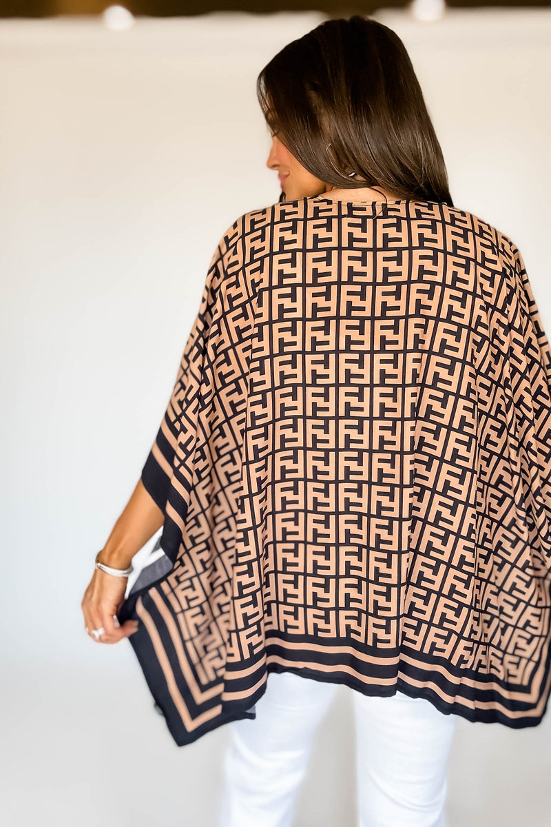 Geometric Pattern Black Print Ruana Poncho