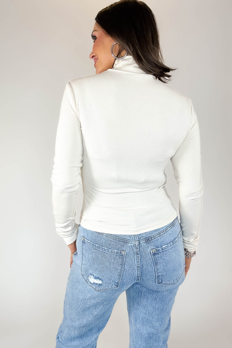 Micro Natural Ribbed Long Sleeve Turtleneck
