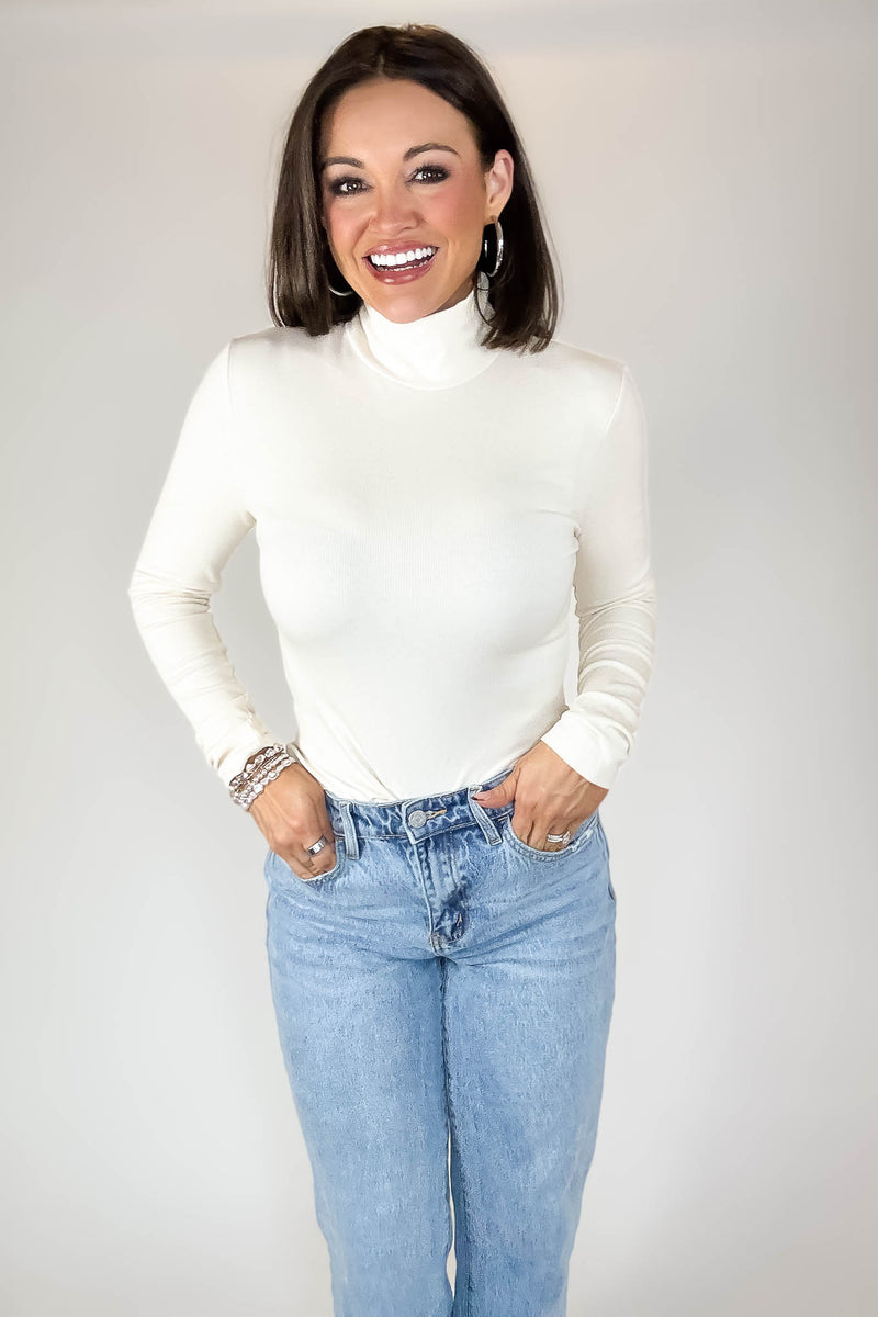 Micro Natural Ribbed Long Sleeve Turtleneck