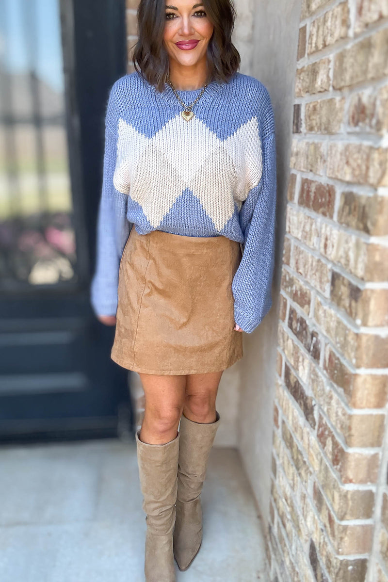 Le Lis Blue Diamond Round Neck Crop Sweater Top