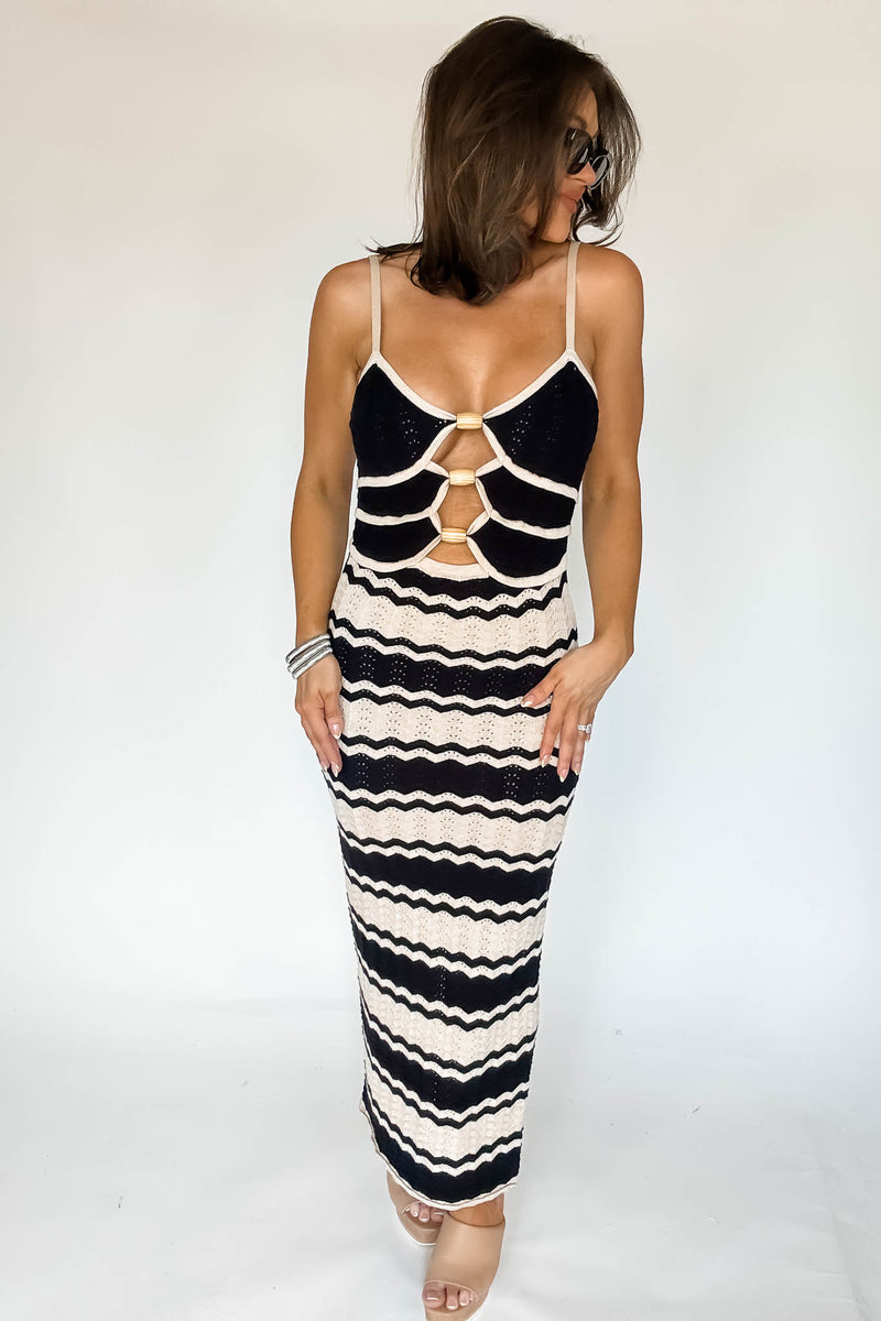Zigzag Knit Ring-Front Midi Dress