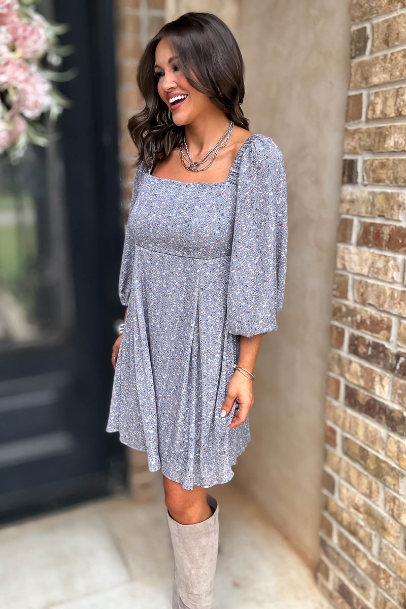 Floral Print Pleated Back Detailed Woven Dress