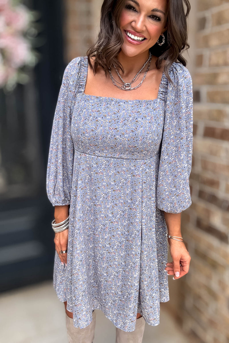 Floral Print Pleated Back Detailed Woven Dress