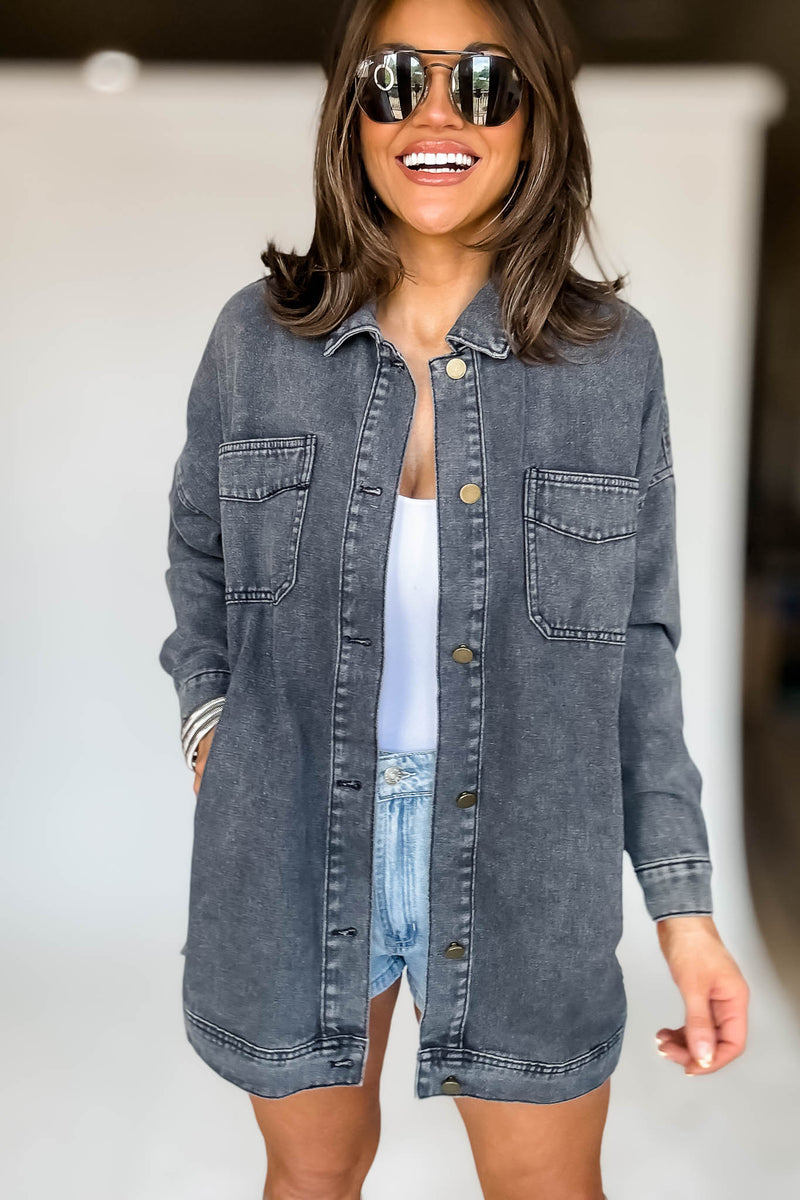 BLACK LONG SLEEVE BUTTON CLOSURE POCKETS DENIM JACKET