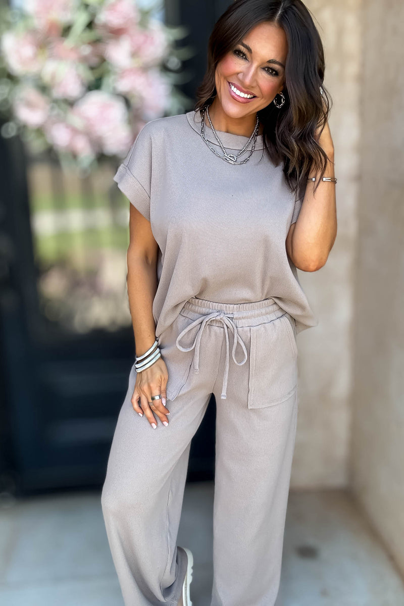 Retreat Ash Mocha Ribbed Short Sleeve Top