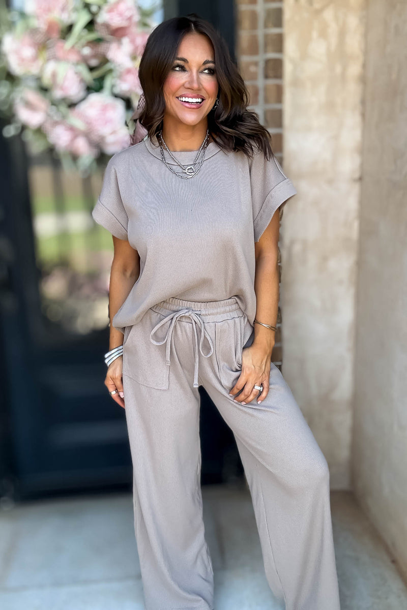 Retreat Ash Mocha Ribbed Short Sleeve Top