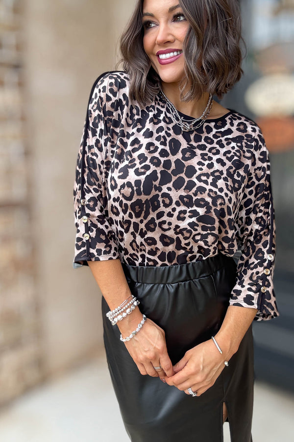 Animal Print Scoop Neck Pipping W/ Button Detail Top