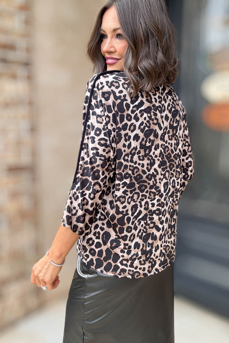 Animal Print Scoop Neck Pipping W/ Button Detail Top