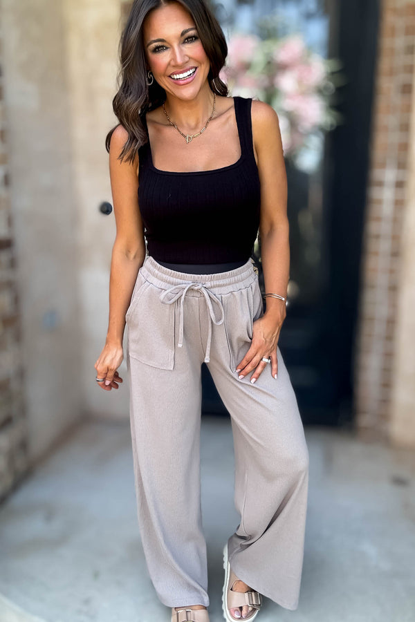 Ribbed Square Neck Black Cropped Sleeveless Top