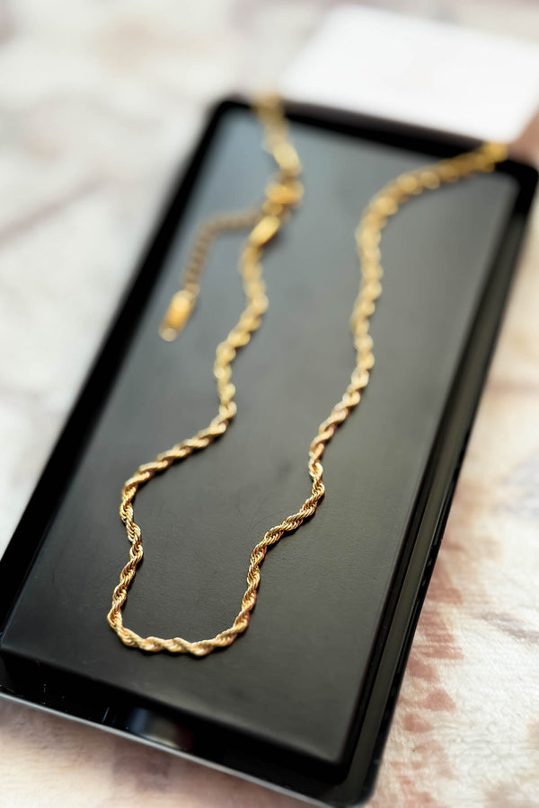 Cable Necklace