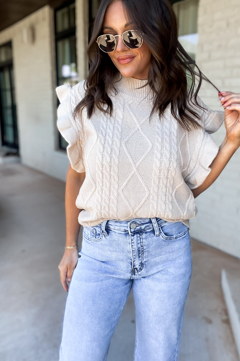 CABLE KNIT RUFFLE SWEATER VEST