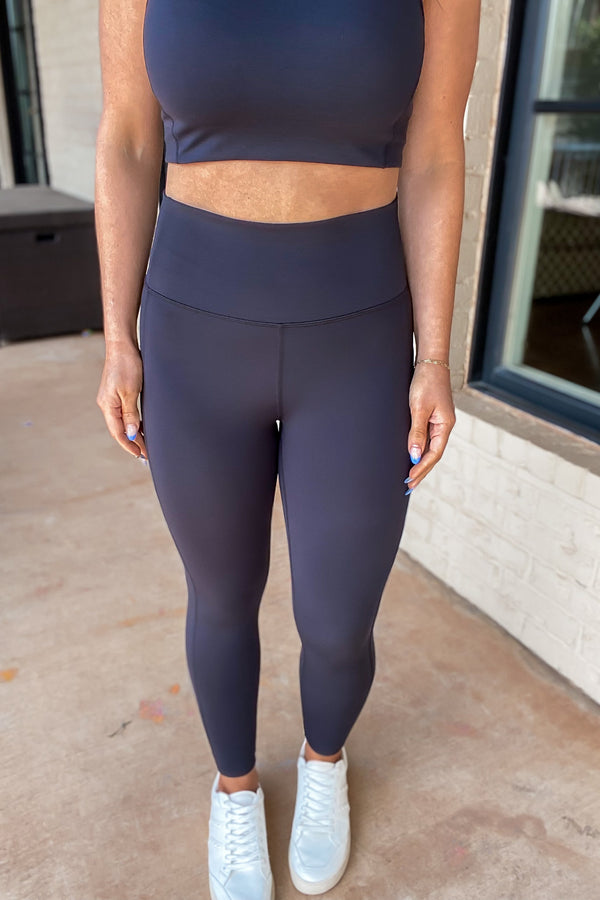 Laser-Cut Bonded Essential Fold Over Highwaist Leggings